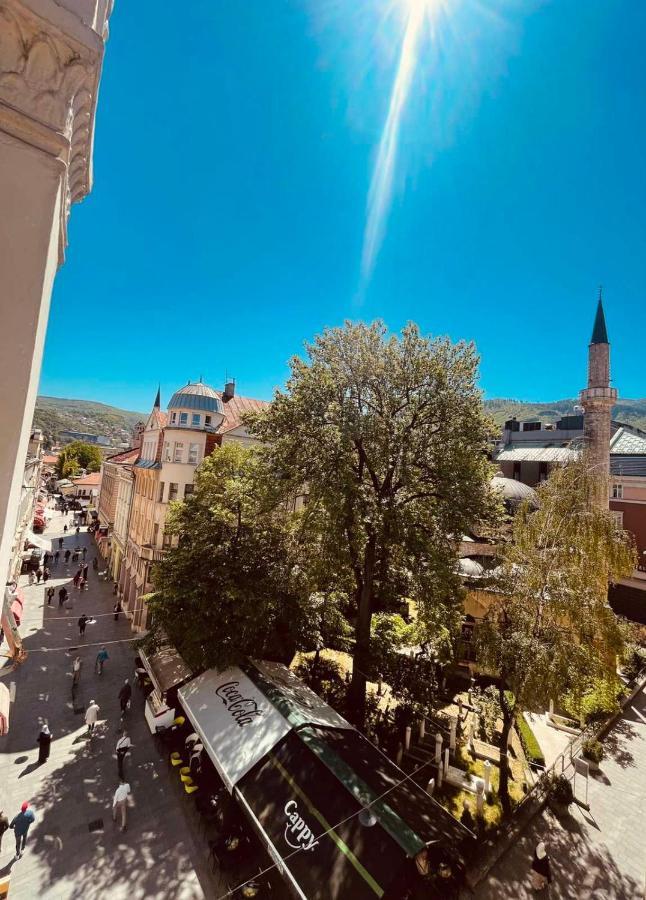 The Location Salon With Main Street View Apartment Sarajevo